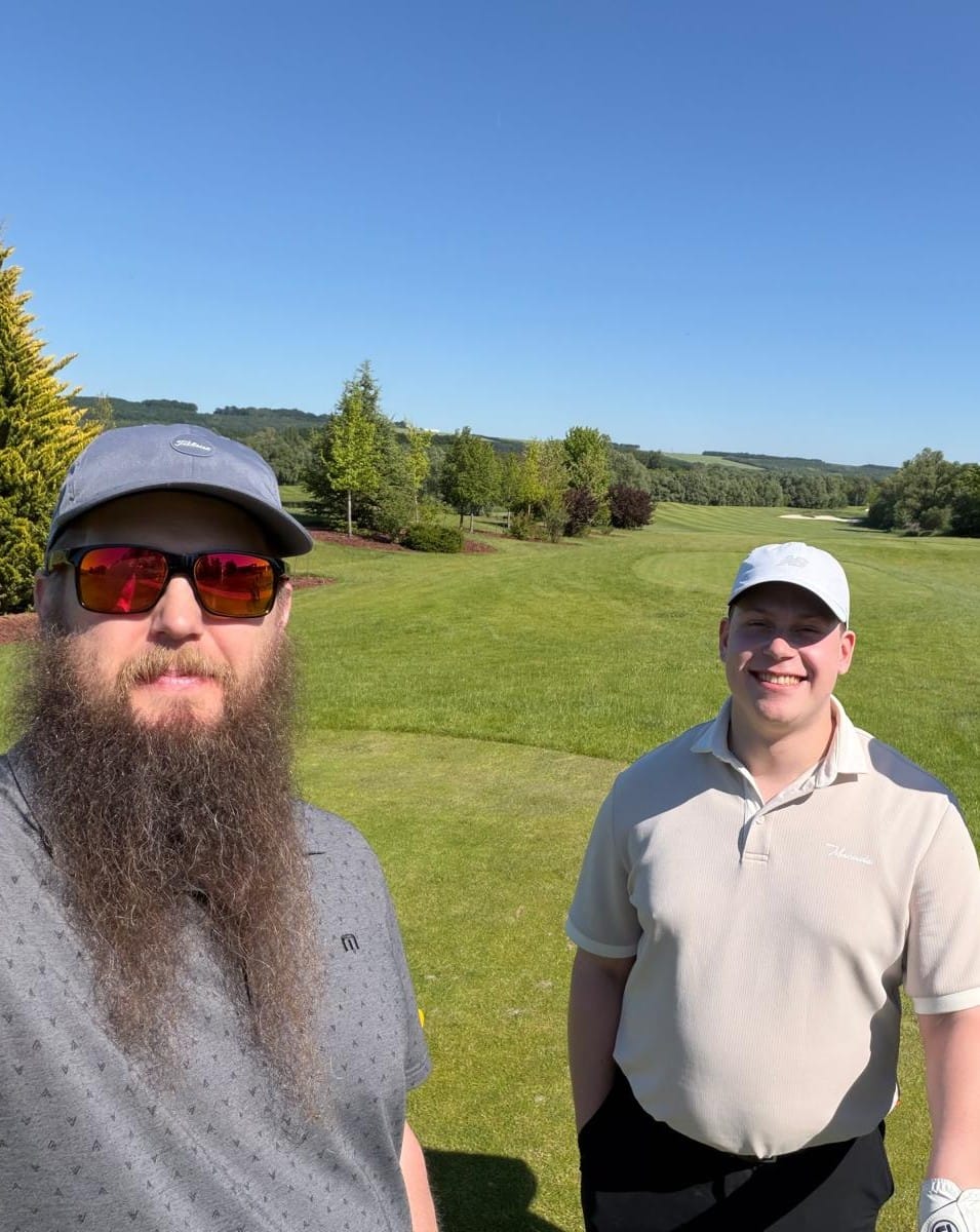 Olli and Konsta golf Balaton
